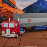 TRANSFORMERS STUDIO SER 86 COMMANDER OPTIMUS AF