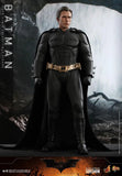 HOT TOYS BATMAN BEGINS BATMAN 1/6 SCALE FIGURE